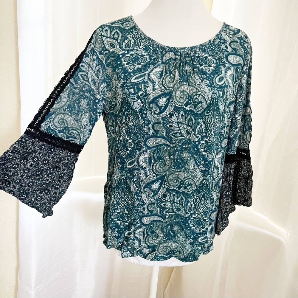 Cato Bell Sleeve Top Size M Teal Paisley Crochet Lace Boho Blouse